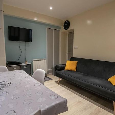 Apartament Studio Place De La Barre Le Cosy Mâcon Zewnętrze zdjęcie